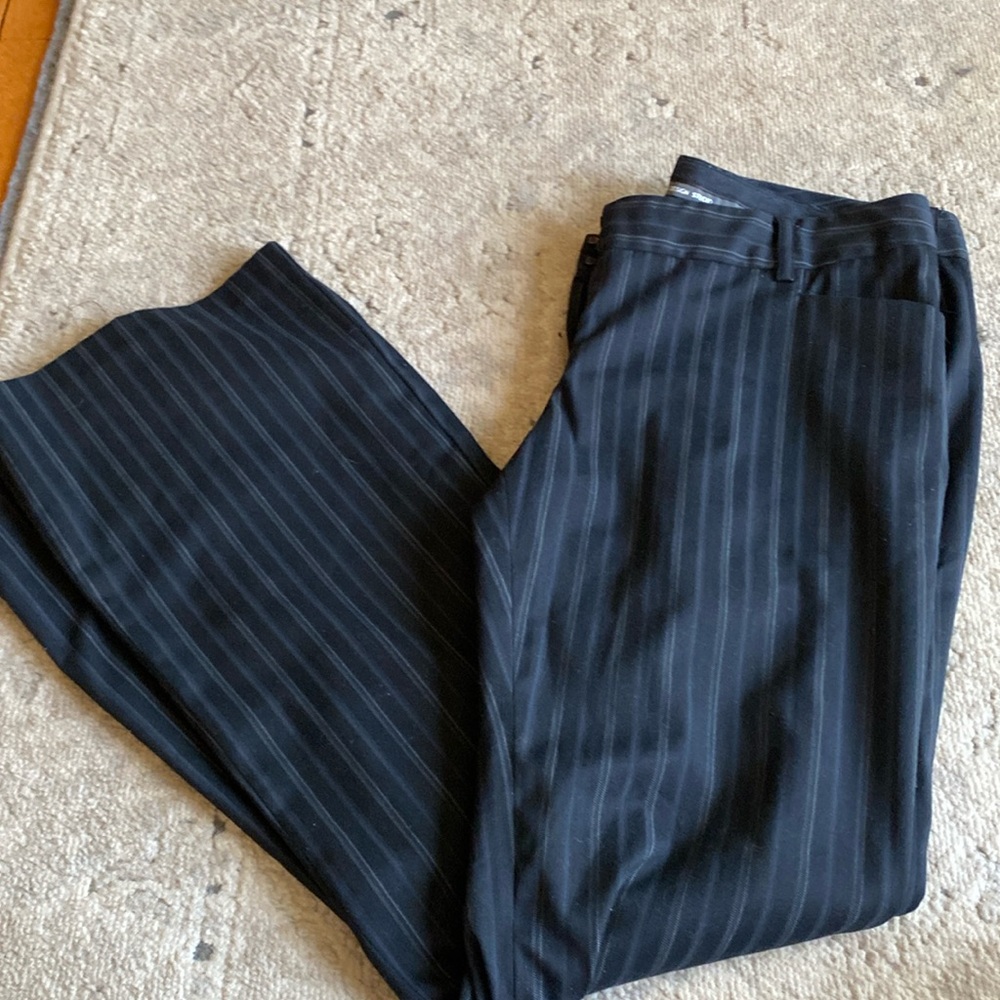 Express stylist size 8 striped dress pantss straightforward leg with flare
